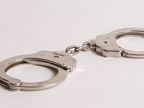 На улице Тихорецкой полиция задержала 19-летнего калининградца по подозрению в хранении психотропного вещества