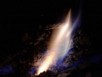 В Калининградской области загорелось три жилых дома и баня