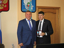 Ярошук наградил 52 калининградцев за проведение Дня города