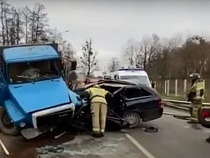 Стала известна судьба заехавшего под грузовик водителя «Форда» 