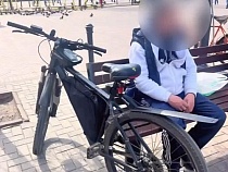 У курьера увели электровелосипед от «Вкусно – и точки» в Калининграде