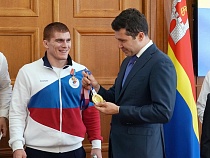 Евлоев, Шаров и Хромов награждены за заслуги перед Калининградской областью