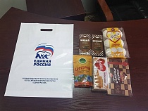 На «единороса» в Калининграде обрушился гнев за «чайный набор» ветеранам