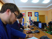 100% опрошенных считают, что в Калининграде есть проблема дорожных заторов