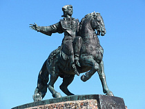 Деньги на ремонт памятника «Императрица Елизавета Петровна» в Балтийске могут выделить в 2020 году