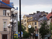 Суд наказал калининградца, ограбившего нетрезвого мужчину на остановке в Зеленоградске 