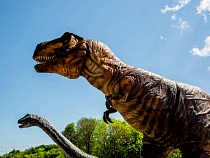 В Янтарном откроют парк с гигантскими динозаврами