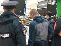 В Калининградской области полицейские пресекли деятельность по распространению контрафактного алкоголя