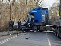 ДТП: ул. Дзержинского в Калининграде на 3 часа встала в пробке