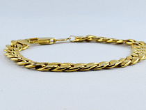 Альфонс обнёс 48-летнюю подругу на 77 тысяч рублей, сдав её золото в ломбард