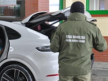 Россиянку на элитном «Порше» поймали с поддельным ВНЖ Бельгии