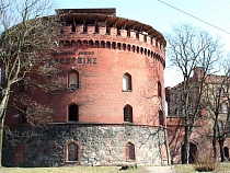 Мутко пообещал Беспрозванных всю казарму в Калининграде