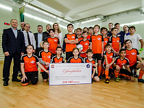 Спортшкола Гурьевска получила 200 тысяч рублей на развитие футбола