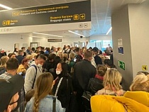 В Храброво пассажиры пожаловались на «пандемическую» толчею