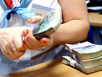 В Оренбурге сотрудница Сбербанка за год присвоила более 3,5 млн рублей