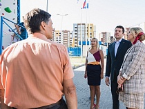 Алиханову показали на Сельме скалу за 32 млн рублей