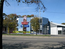 Фирма Виктора Посаднева получит 5,3 млн руб. за 4 сотки у автоцентра