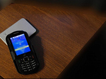 Житель Славского района стукнул мужчину по голове из-за телефона за 1 000 рублей