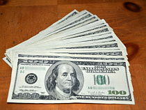 В Черняховске арестовали мужчину за поддельные 100 USD