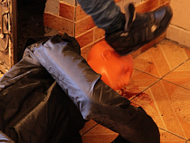 19-летний парень жестко убил мужчину, с которым вместе пил