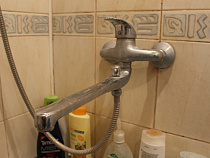 Новые отключения горячей воды в Калининграде: список улиц