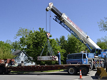 Мужик украл у знакомого кран-манипулятор за 700 тысяч рублей