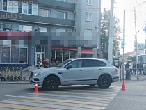 В Калининграде сверхэлитный "Бентли" сбил подростка на велосипеде
