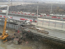 В Калининграде «БМВ» едва не улетел со второй эстакады