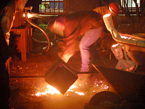 Кочегар сдал электродвигатели в металлолом