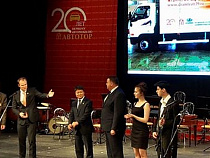 «Автотор» и его корейские партнеры подарили Драмтеатру грузовой Hyundai