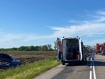 С дороги под Правдинском увезли в больницу 3 человек 