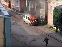 В Советске в день выборов сгорел микроавтобус (карта+видео)