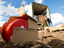 Юрий Лужков выступил против уничтожения еды