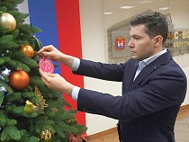 Губернатор исполнил новогодние пожелания трёх детей