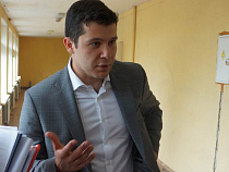 Алиханов прислушался к словам общественников о подтоплении Ушаково