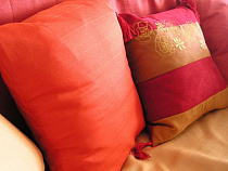 Воры украли из коттеджа телевизоры и постельное белье на 450 тысяч рублей