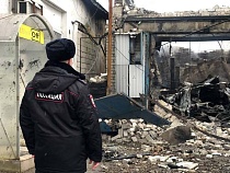 В шинном центре в Калининграде сгорели элитные автомобили