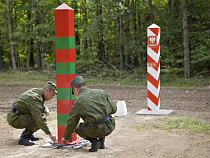 Туристов оштрафовали за фотографирование российско-польской границы