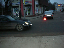 На улице Полоцкой в Калининграде «Мерседес» сбил 45-летнего мужчину