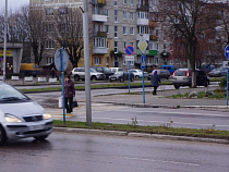 За сутки под колесами автомобилей оказались шесть калининградцев