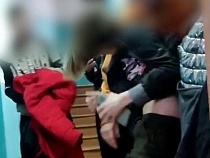 СКР и прокуратура проверяют видео с издевательствами над школьником в Немане