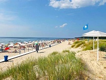 Власти Янтарного пригласили всех желающих на пляж в субботу