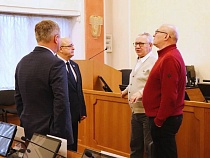 Глава Калининграда учится общаться с людьми в Ярославле 