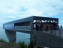 Ермак назвал два суперобъекта на пляжах в Калининградской области