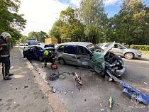 В районе АЗС на Румянцева в Калининграде авария с четырьмя машинами