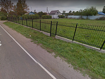 Светловский автобус выскочил на тротуар и сбил пьяного