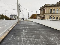 «Мост изуродовали»: мэрию Калининграда отчитали за ремонт тротуара