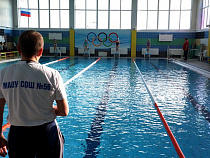 Маленькие, да удаленькие: как в школе №56 прошли соревнования по плаванию
