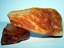 Янтарный комбинат продал на аукционе 4 660 кг янтаря на 86,8 млн рублей