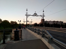 Смотровое окно на Деревянном мосту заменят к концу июля